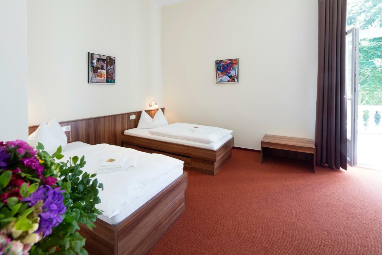 Отель Europaeische Akademie 3*